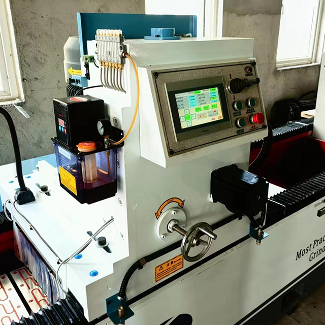 Salfador de cuchillo de precisión CNC de 6200 mm para madera contrachapada