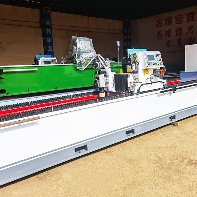 Salfador de cuchillo de precisión CNC de 6200 mm para madera contrachapada